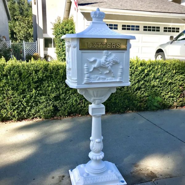 Victorian-Pedestal-Mailbox-White